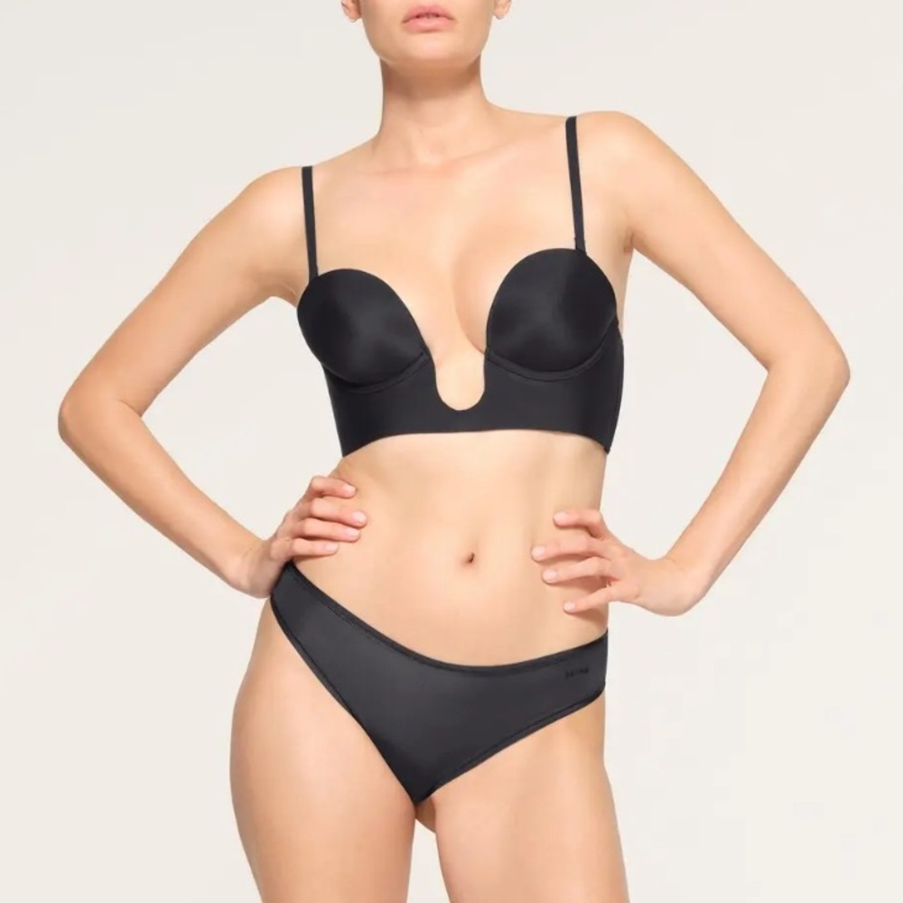 SKIMS NWT Deep Plunge Shapewear Plunge Bra XL in Onyx